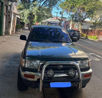 TOYOTA HILUX SW4 2.7 4X4 16V GASOLINA 4P MANUAL